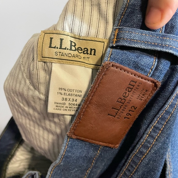 LL Bean Standard Fit Straight Leg Stonewashed Denim Classic Jeans 38x34 - Picture 6 of 7